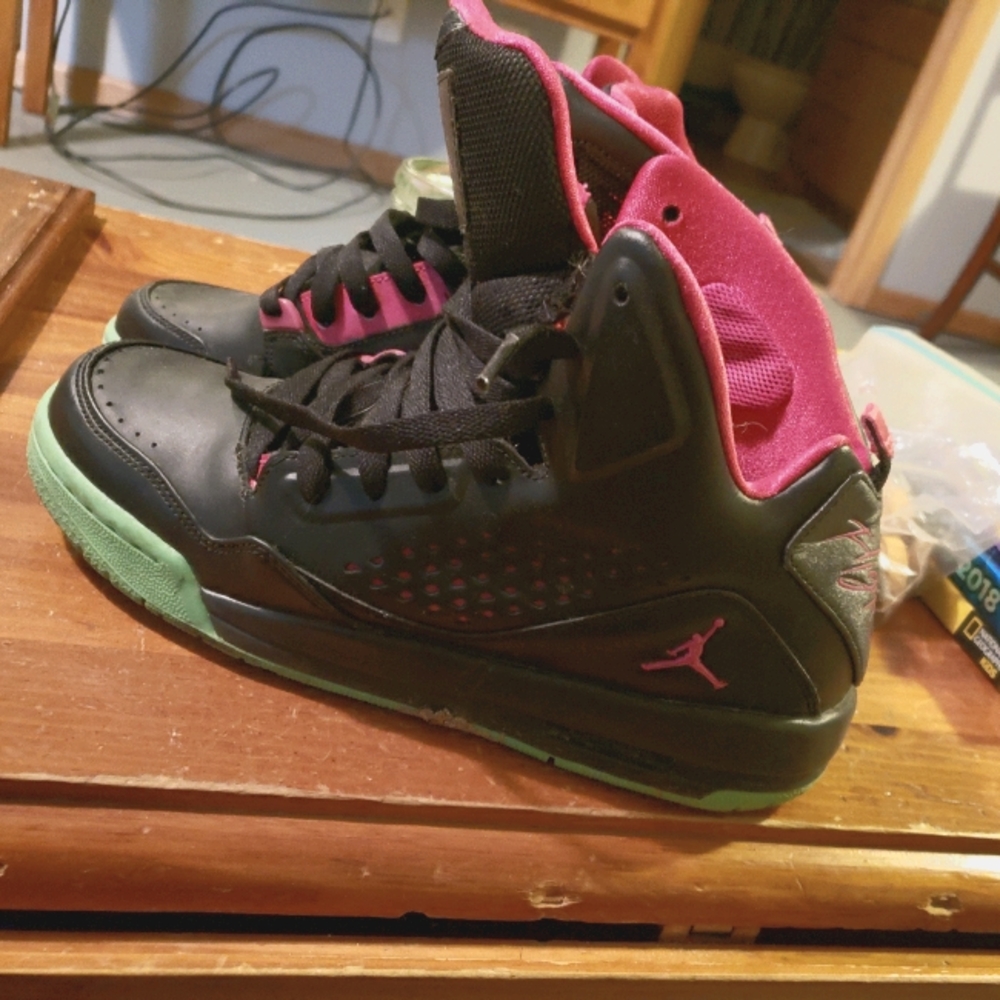 Nike shoes